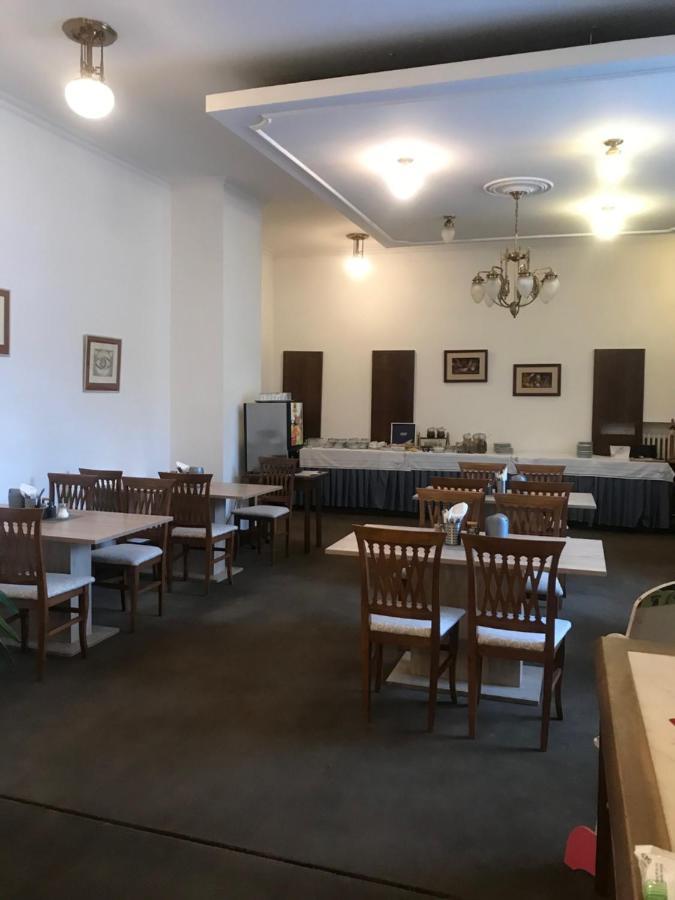 Hotel Labut Vrchlabí Kültér fotó