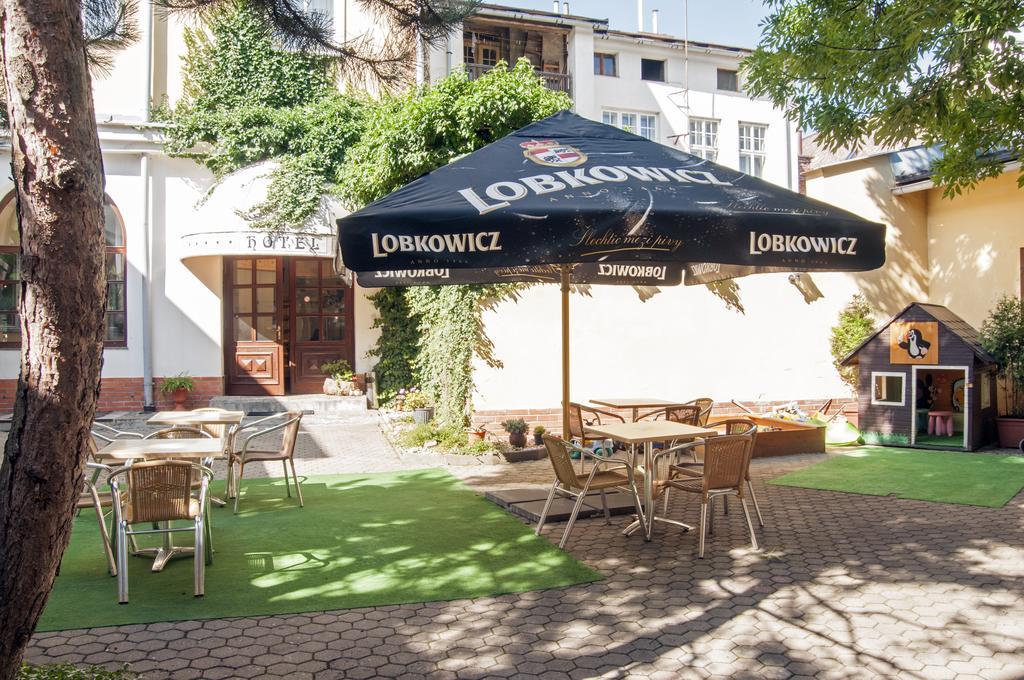 Hotel Labut Vrchlabí Kültér fotó